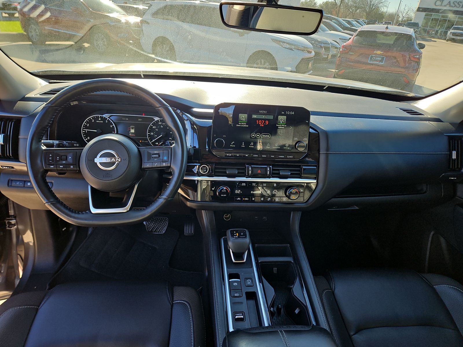 2023 Nissan Pathfinder SL FWD