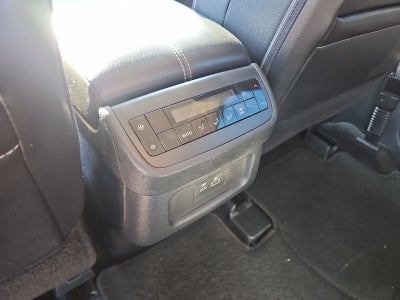 2023 Nissan Pathfinder SL FWD