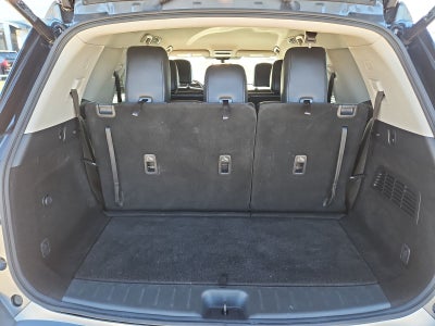 2023 Nissan Pathfinder SL FWD