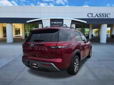 2026 Nissan Pathfinder SL