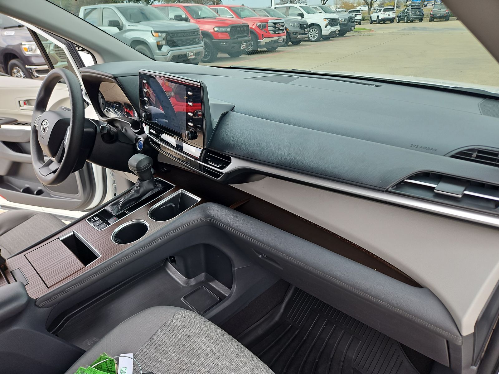 2021 Toyota Sienna LE