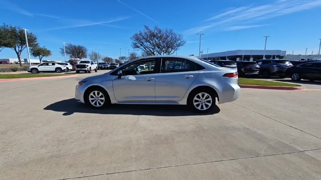 2024 Toyota Corolla LE