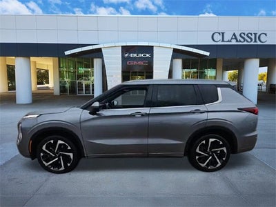 2022 Mitsubishi Outlander SEL