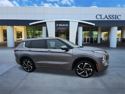 2022 Mitsubishi Outlander SEL