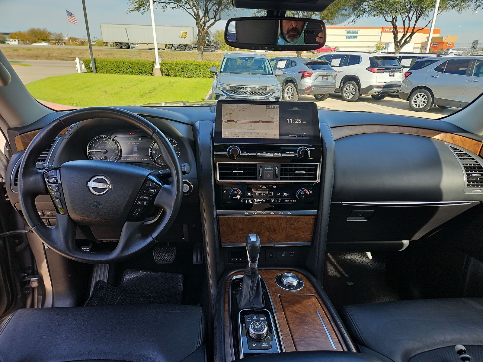 2023 Nissan Armada SL