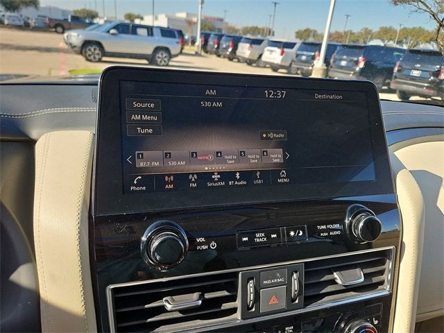 2023 INFINITI QX80 LUXE