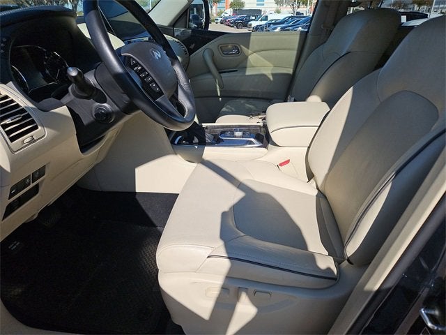 2023 INFINITI QX80 LUXE