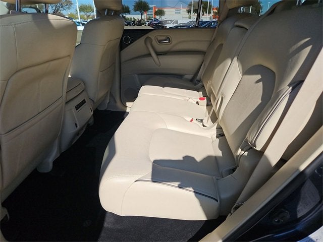 2023 INFINITI QX80 LUXE