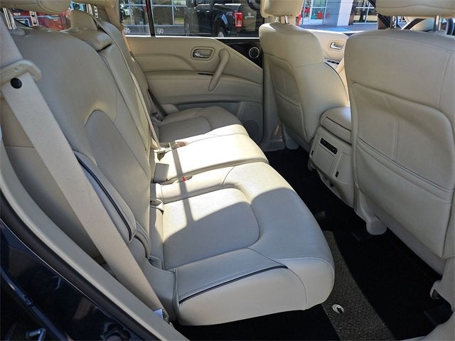 2023 INFINITI QX80 LUXE