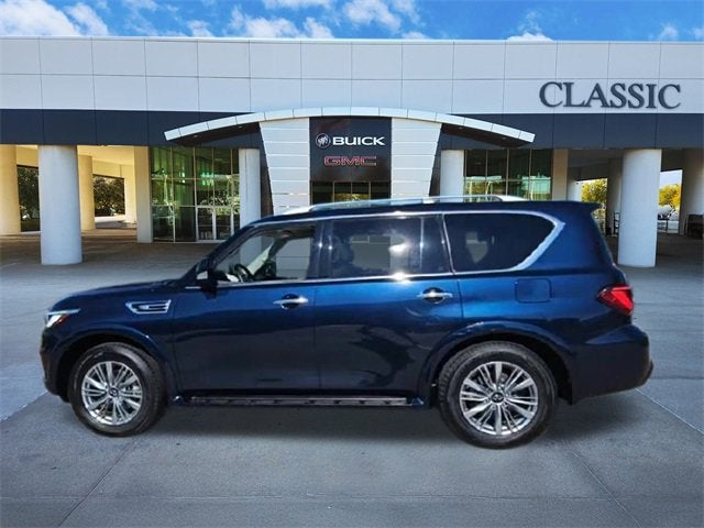 2023 INFINITI QX80 LUXE