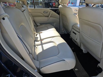 2023 INFINITI QX80 LUXE