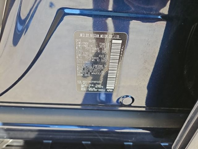 2023 INFINITI QX80 LUXE