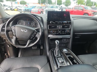 2024 INFINITI QX80 LUXE