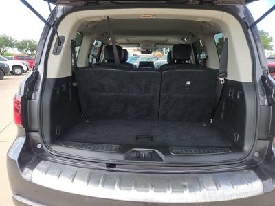 2024 INFINITI QX80 LUXE
