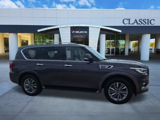 2024 INFINITI QX80 LUXE