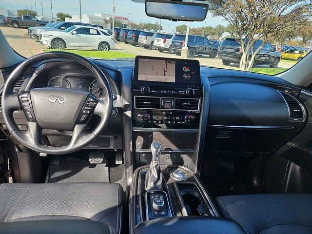 2023 INFINITI QX80 LUXE