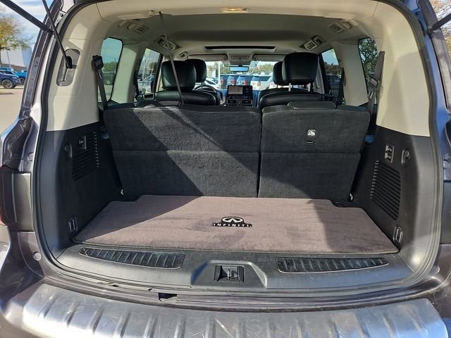 2023 INFINITI QX80 LUXE