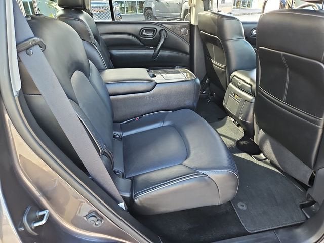 2023 INFINITI QX80 LUXE