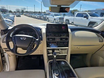 2023 INFINITI QX80 LUXE