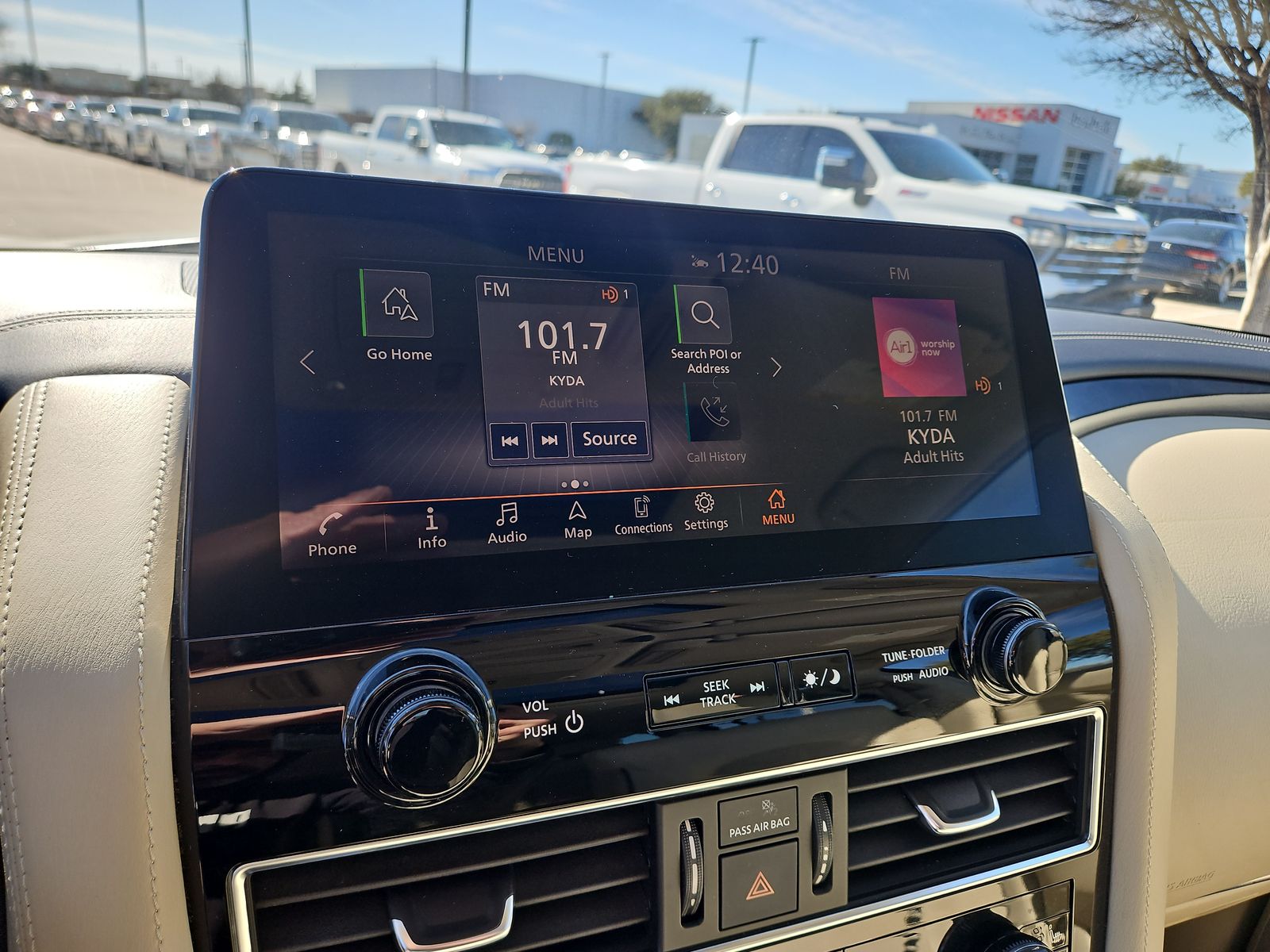 2023 INFINITI QX80 LUXE