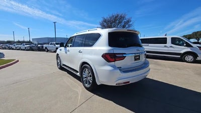 2023 INFINITI QX80 LUXE