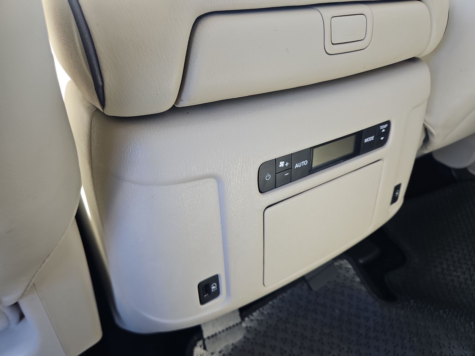 2023 INFINITI QX80 LUXE