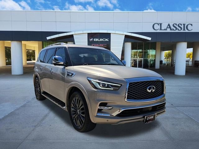 2023 INFINITI QX80 Sensory 4WD