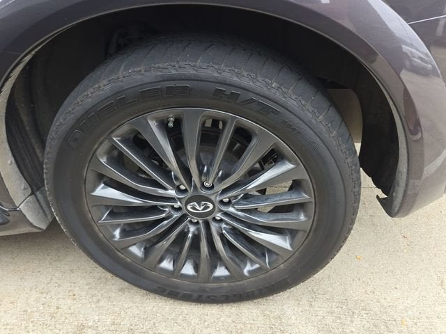 2024 INFINITI QX80 SENSORY