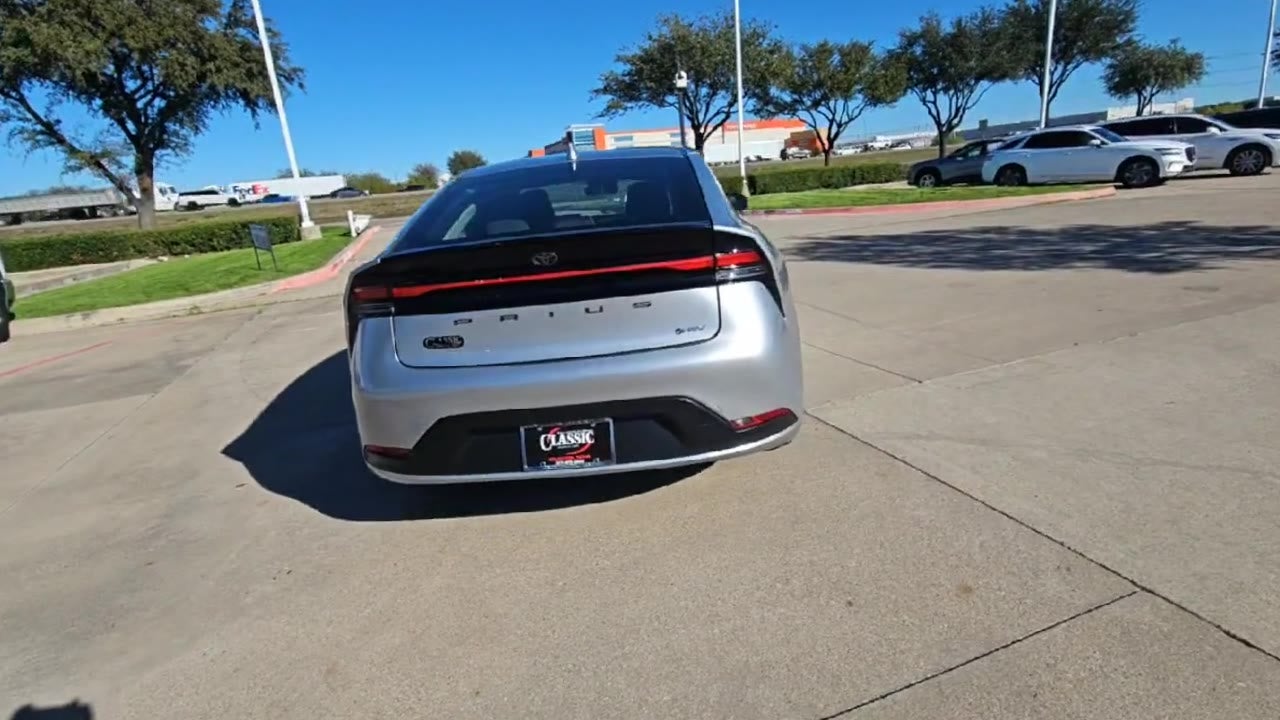 2024 Toyota Prius LE