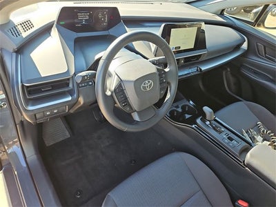 2025 Toyota Prius LE