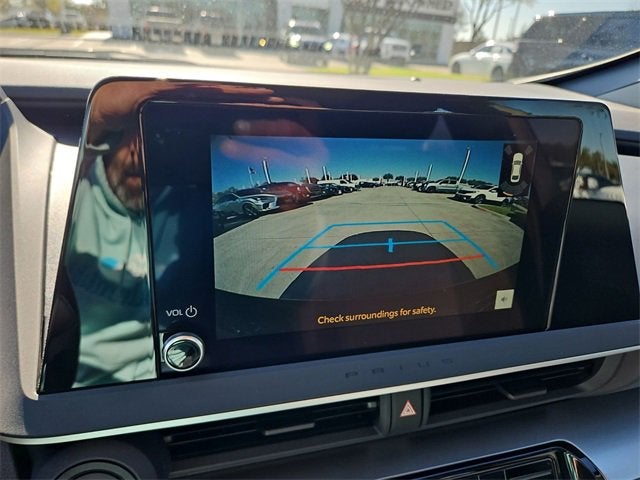 2025 Toyota Prius LE