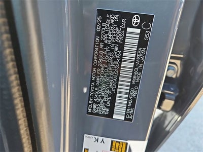 2025 Toyota Prius LE