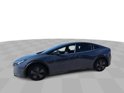 2025 Toyota Prius LE