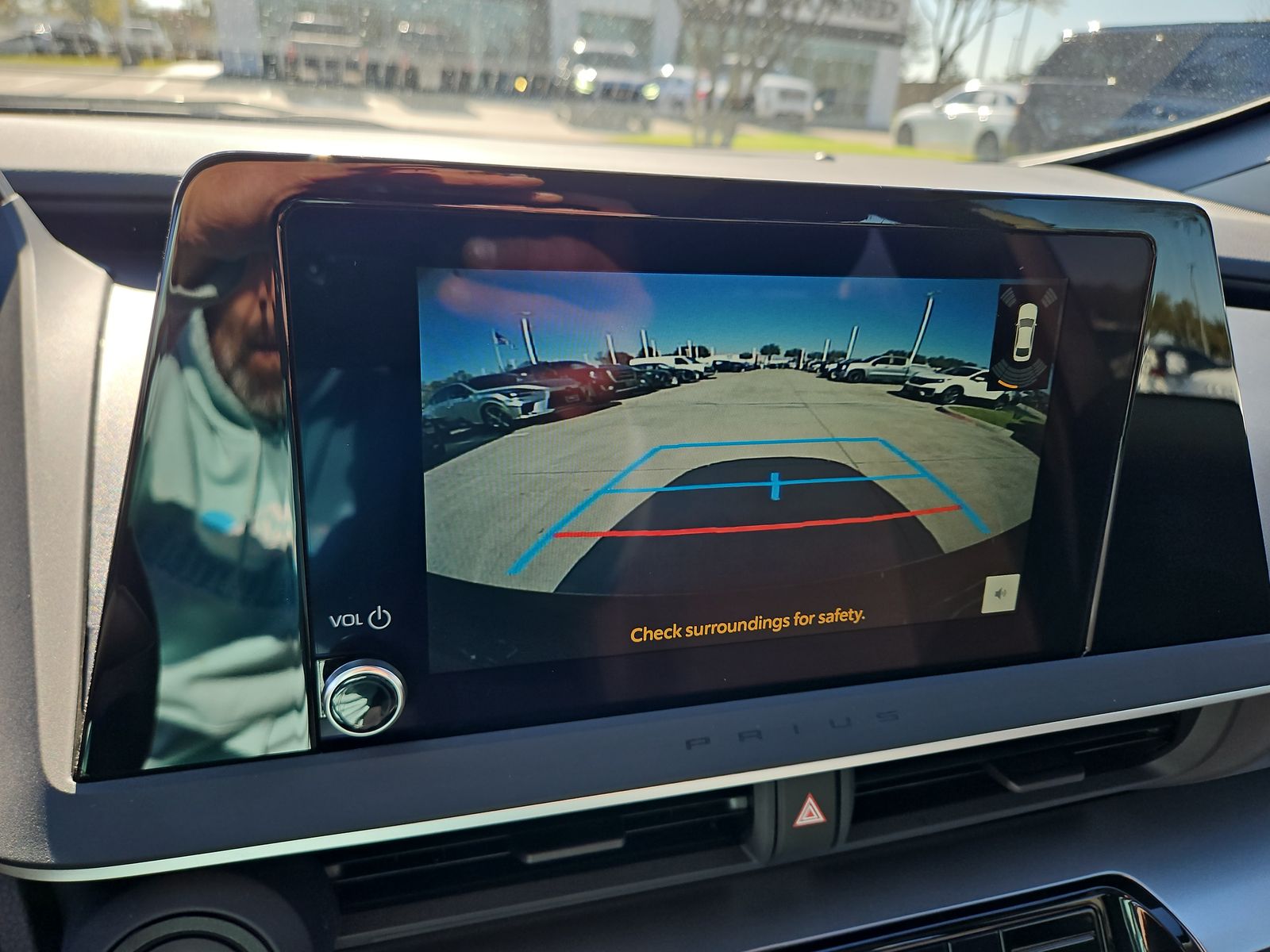 2025 Toyota Prius LE