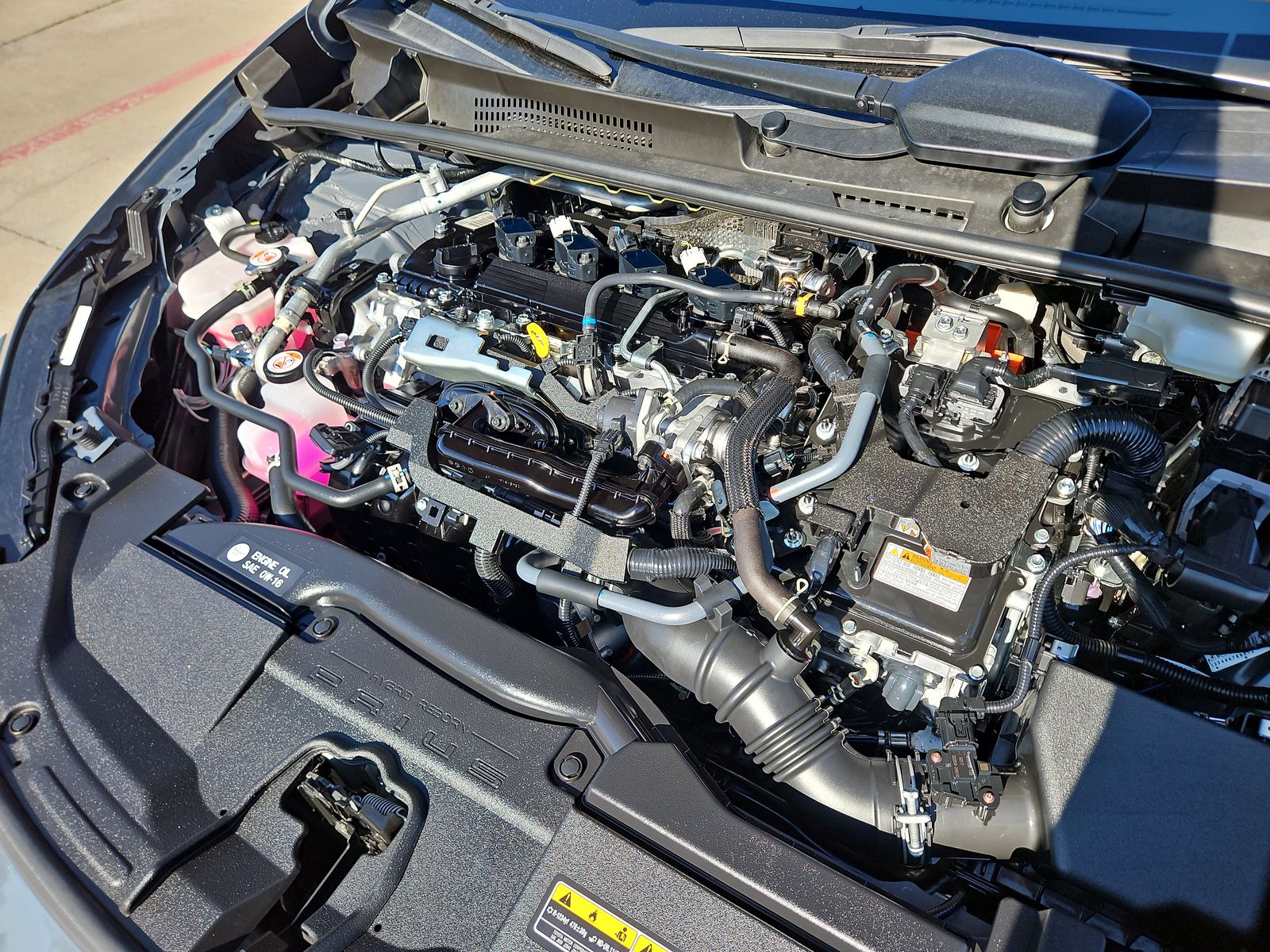 2025 Toyota Prius LE