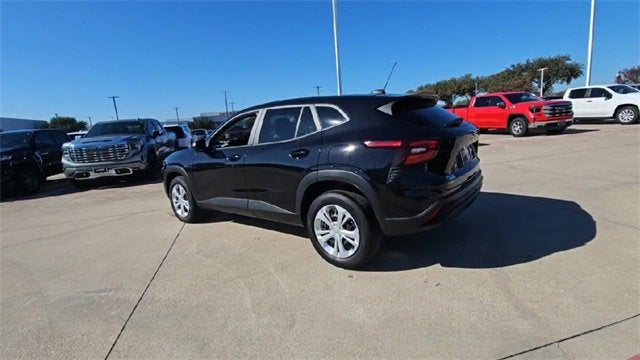 2025 Chevrolet Trax LS