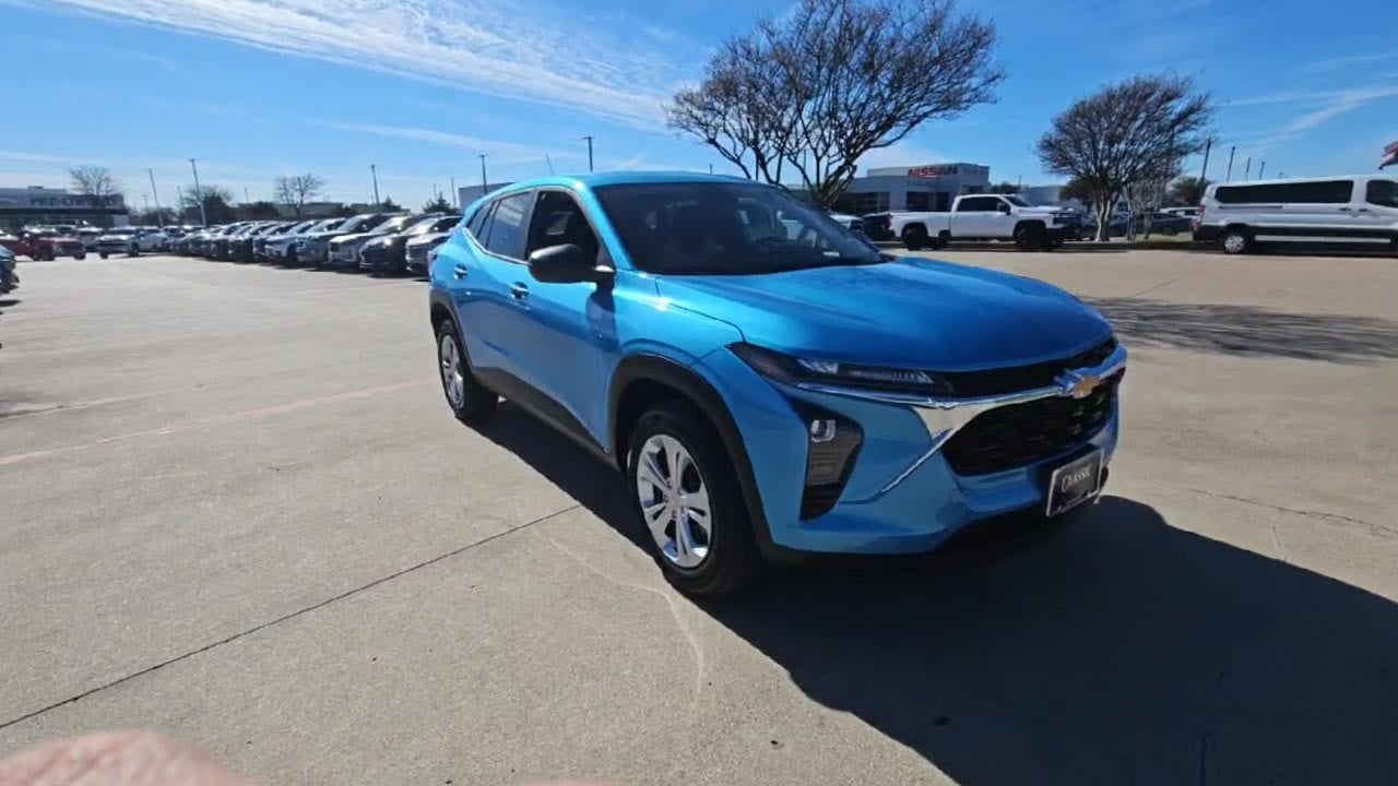 2025 Chevrolet Trax LS