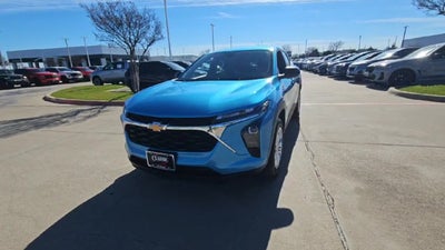 2025 Chevrolet Trax LS
