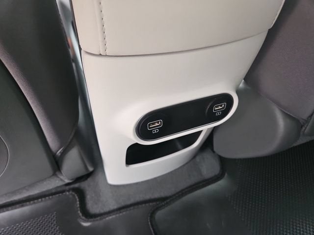 2023 Hyundai IONIQ 5 SE Standard Range