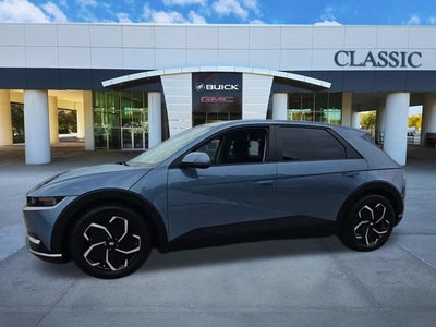 2023 Hyundai IONIQ 5 SE Standard Range