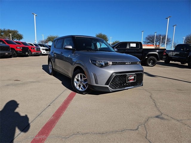 2024 Kia Soul LX