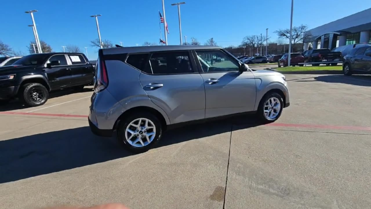 2024 Kia Soul LX