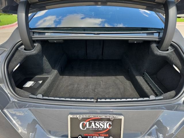 2022 BMW M8 Competition