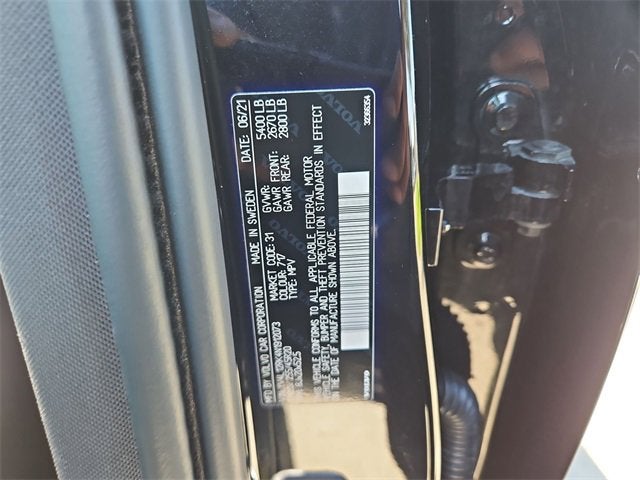 2022 Volvo XC60 B5 Momentum