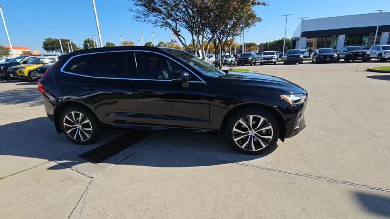 2022 Volvo XC60 B5 Momentum