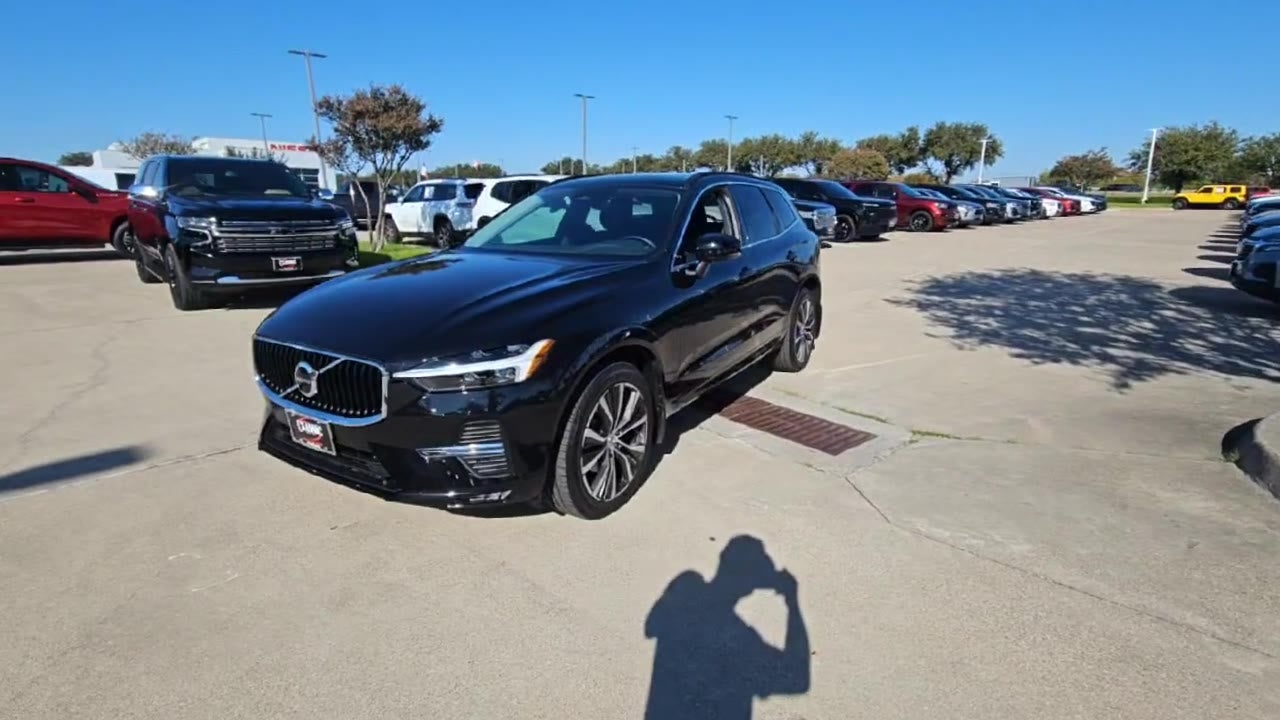 2022 Volvo XC60 B5 Momentum