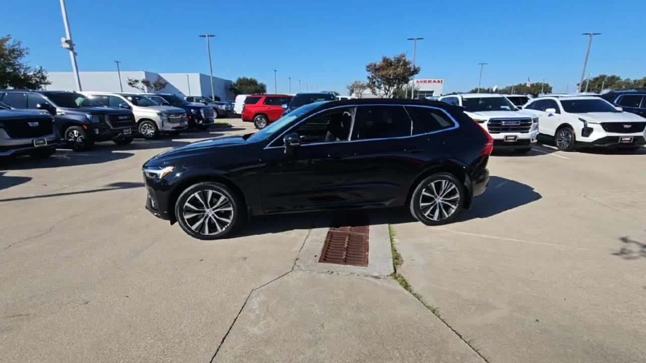 2022 Volvo XC60 B5 Momentum