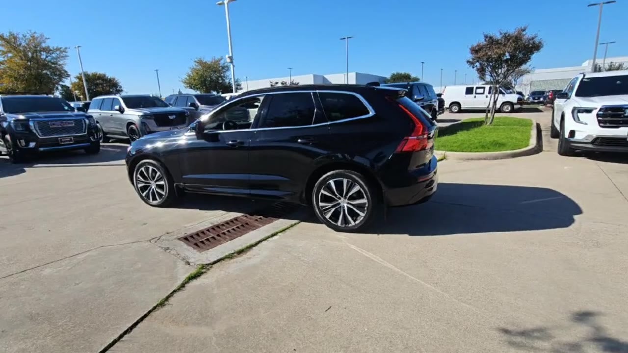 2022 Volvo XC60 B5 Momentum