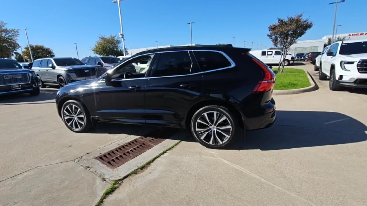 2022 Volvo XC60 B5 Momentum
